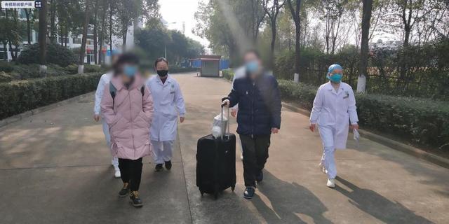 若尔盖县病人院后返乡